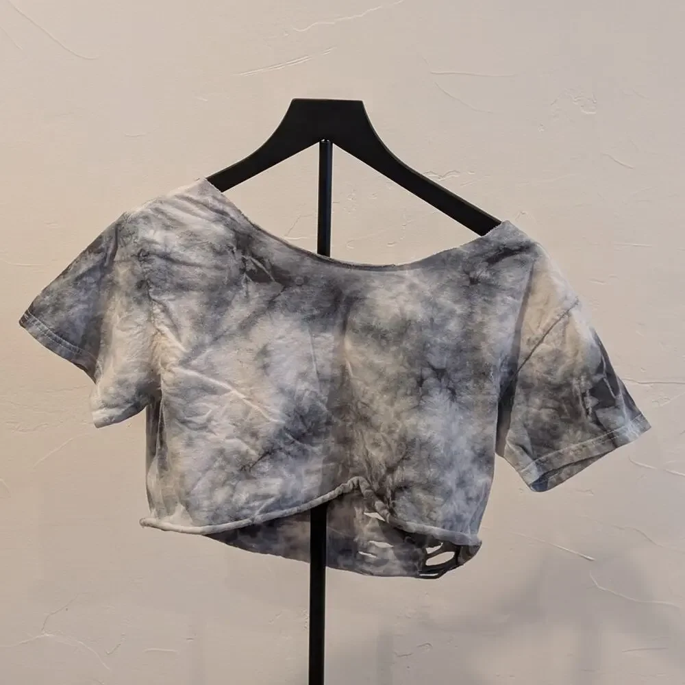 Pink Floyd Gray Graphic Tee - Picture 3 of 3